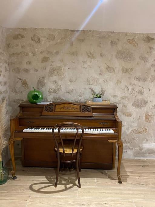 Loft En Plein Coeur Du Village Saint-Paul-de-Vence Exterior foto